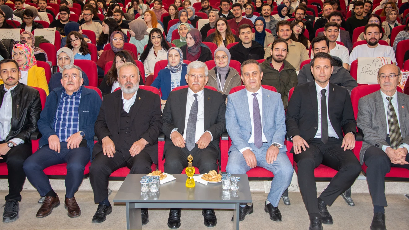Veteriner hekim adayları, mesleğin geleceğini konuştu